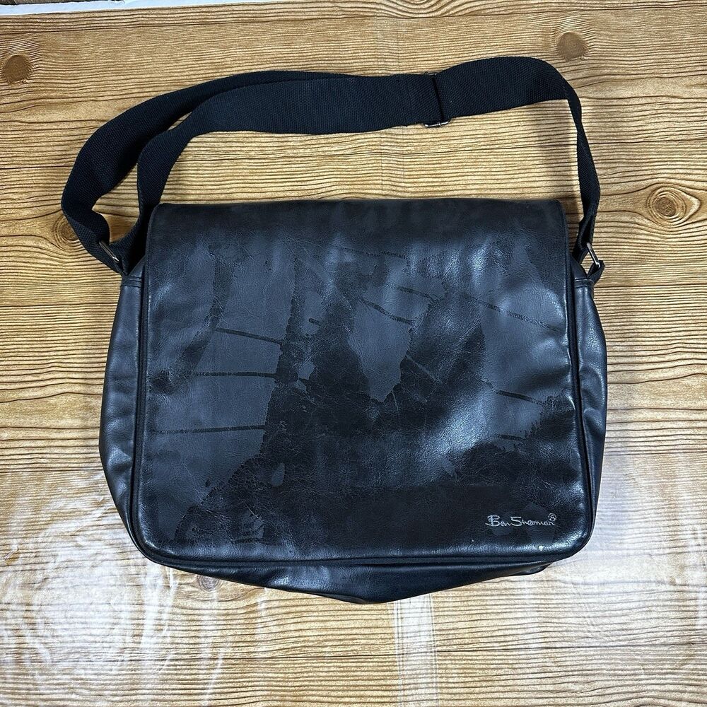 Ben Sherman Faux Leather Messenger Bag Laptop Bag Black 16x12”